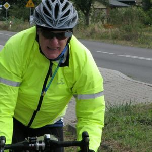 Meet your Posher, Hewes